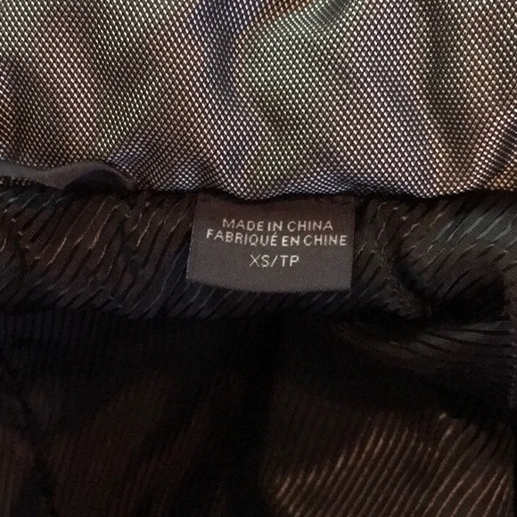 A/X Armani Exchange Silver/Gray Puffer Jacket. - Picture 11 of 16